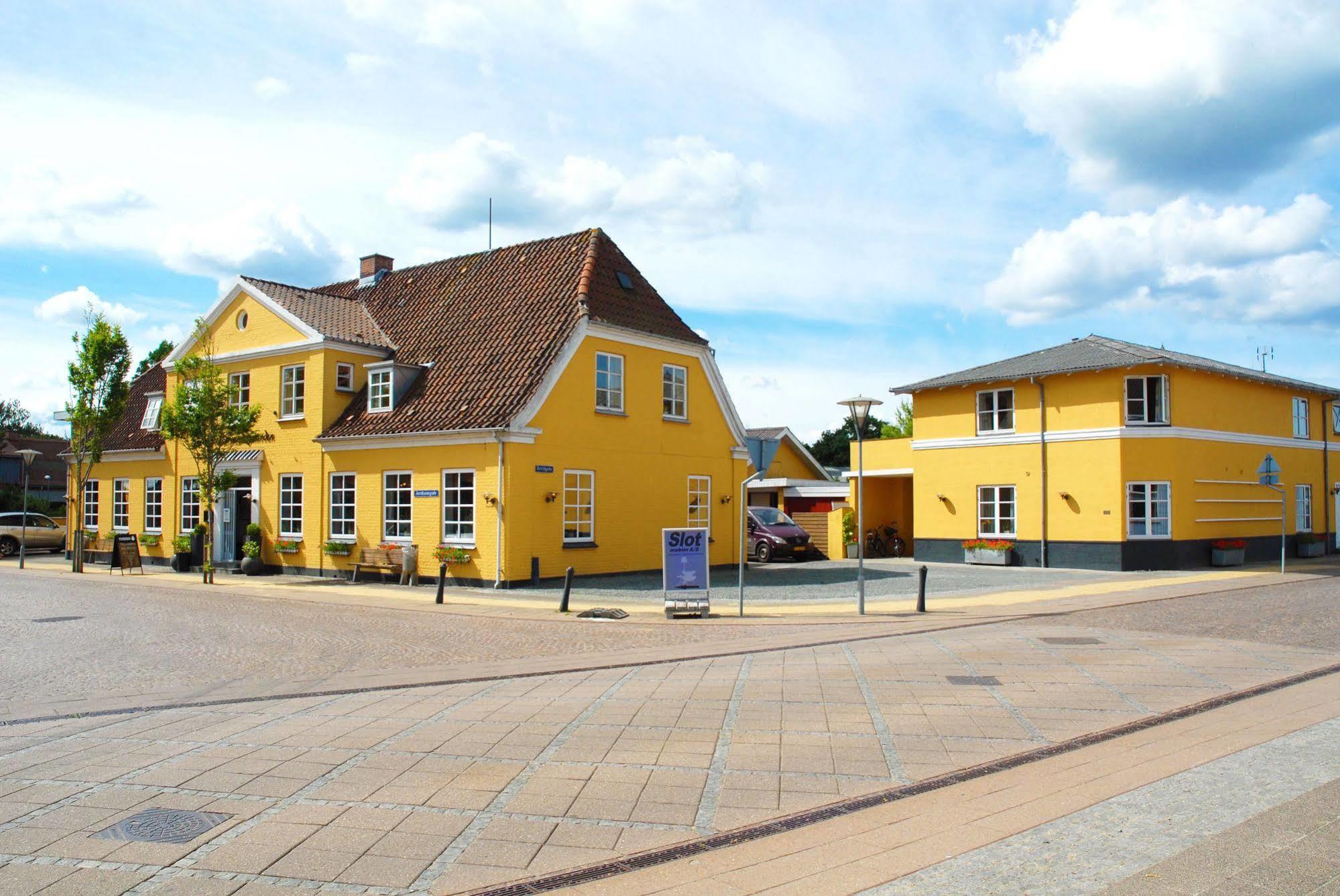 Hotel Smedegaarden Lem  Экстерьер фото